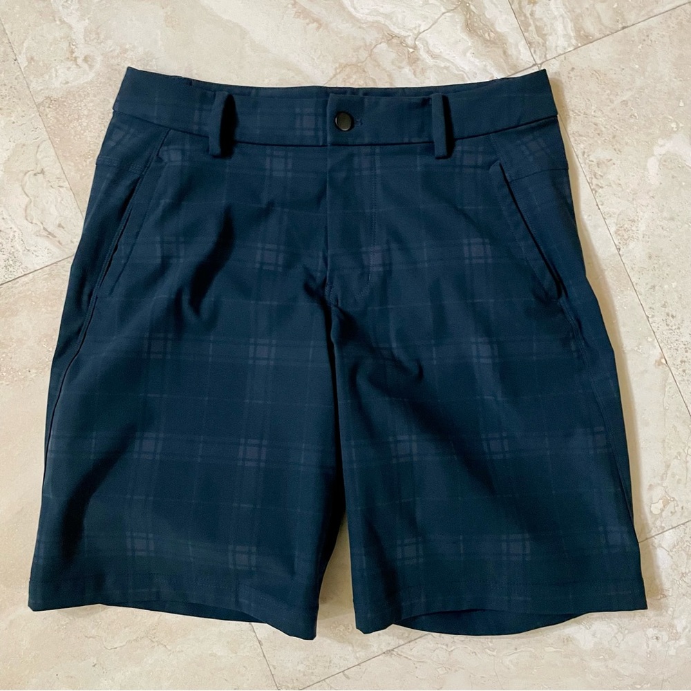 Lululemon Mens Flatfront Short